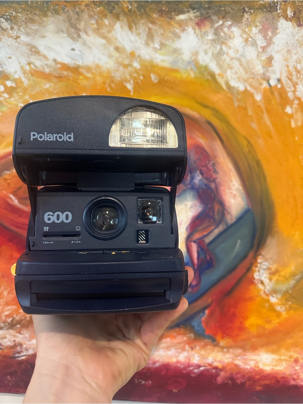 Vintage Polaroid 600 Instant Camera. Excellent condition! Works great.